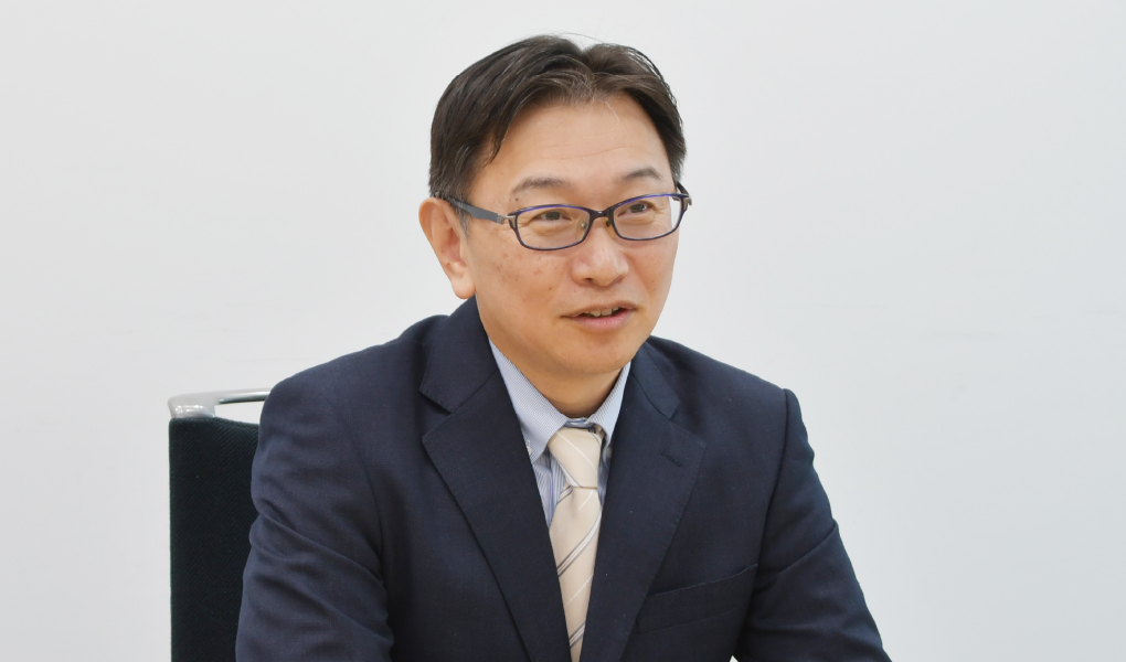 執行役員 グループ財務部長 有村 健志