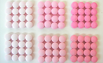 Example of coloring tablet sweets