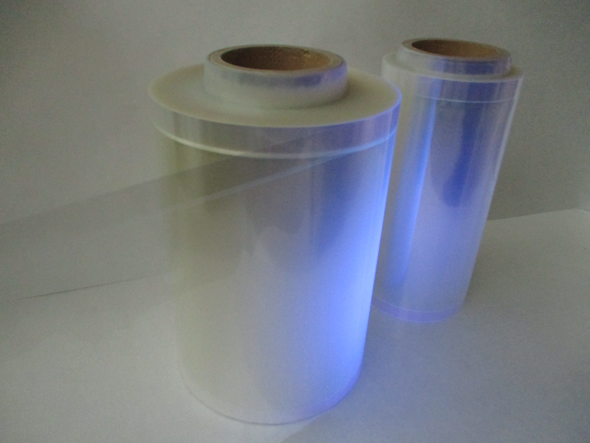 UVホットメルト粘着剤を塗工したフィルム外観