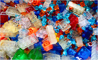 pigments for coloring plastics